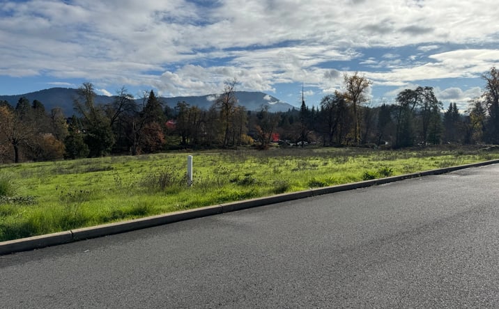 Pictures of Land property located at 1599 Allen Creek Rd, Grants Pass, OR 97527 for sales - image #1