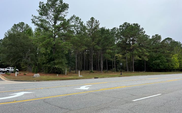 Pictures of Land property located at 2700 Meredyth, Albany, GA 31707 for sales - image #1