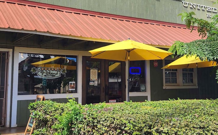 Pictures of Retail, Business for Sale property located at 66-437 Kamehameha Hwy, Haleiwa, HI 96712 for sales - image #1