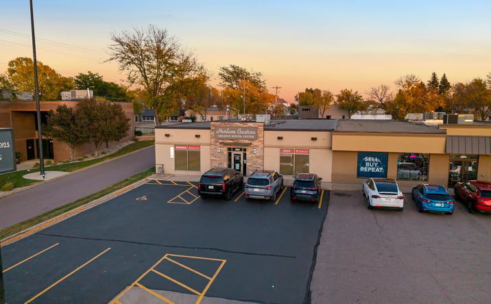 Pictures of Office, Retail property located at 3800 S Western Ave, Sioux Falls, SD 57105 for sales - image #1