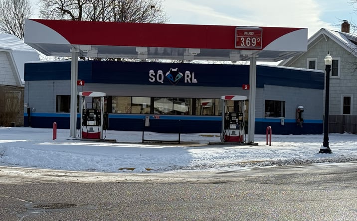 Pictures of Mixed Use, Retail, Special Purpose property located at 520 Ash St, Baraboo, WI 53913 for sales - image #1
