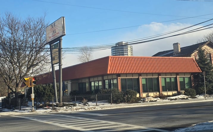 Pictures of Mixed Use, Office, Retail property located at 506 East Washington Street, Syracuse, NY 13202 for sales - image #1
