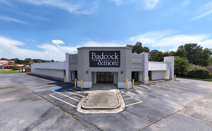 Pictures of Office, Retail, Special Purpose property located at 3318 Mercer University Dr, Macon, GA 31204 for sales - image #1
