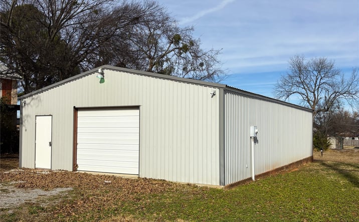 Pictures of Industrial, Mixed Use, Office property located at 251 Franklin Street, Healdton, OK 73438 for sales - image #1