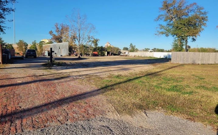 Pictures of Land property located at 2630 W Prien Lake Road, Lake Charles, LA 70605 for sales - image #1