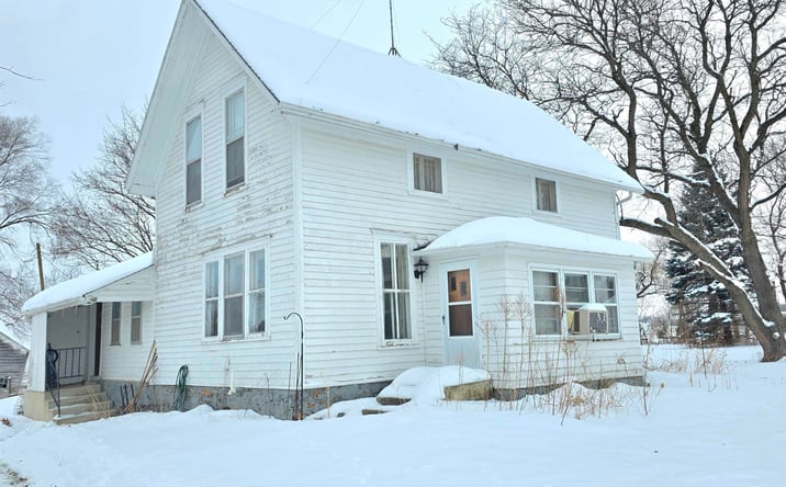 image of property at 16115 PORTLAND AVE Mason City IA 50401