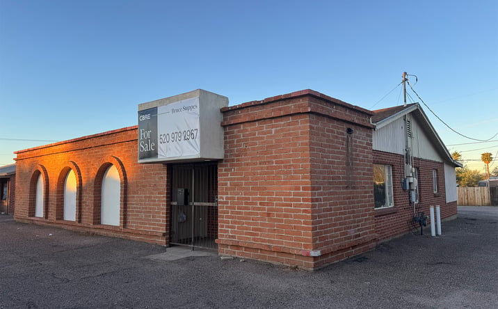 Pictures of Office property located at 711 N Swan Rd, Tucson, AZ 85711 for sales - image #1