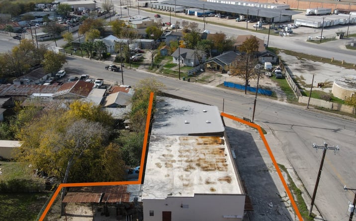 Pictures of Industrial property located at 202 Somerset Rd, San Antonio, TX 78211 for sales - image #1