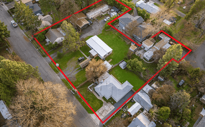 Pictures of Land property located at 1260 Plummer Ave, Grants Pass, OR 97527 for sales - image #1