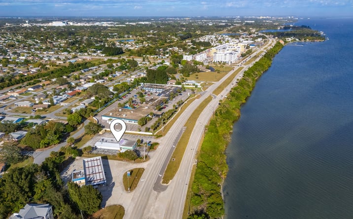 Pictures of Business for Sale, Retail property located at 4720 Dixie Highway NE, Palm Bay, FL 32905 for sales - image #1