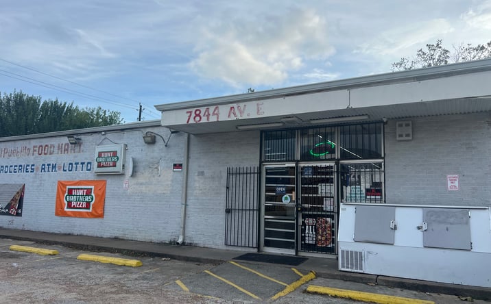 Pictures of Retail property located at 7844 Ave E, Houston, TX 77012 for sales - image #1