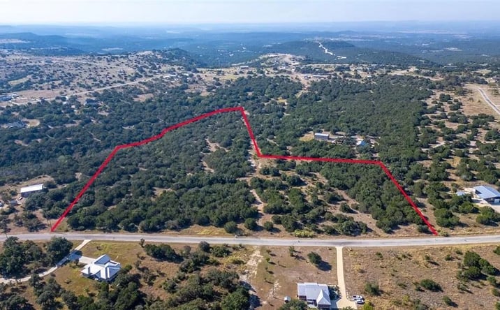 Pictures of Land property located at 129 Lost Canyon Crk, 123959, TX 78605 for sales - image #1