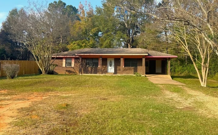 Pictures of Land property located at 2027 Hamp Lea Road, 70065, MS 39652 for sales - image #1