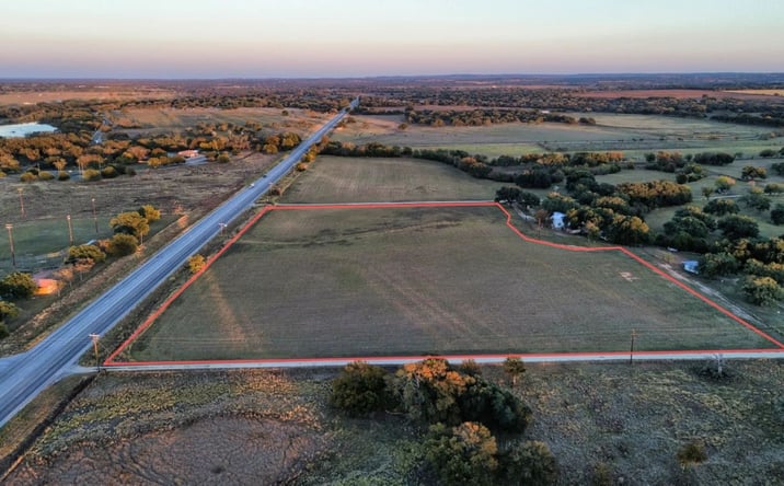 Pictures of Land property located at TBD E US HWY 290, 129385, TX 78671 for sales - image #1