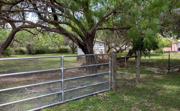 Pictures of Land property located at 24757 County Road 340, 127240, TX 78368 for sales - image #1