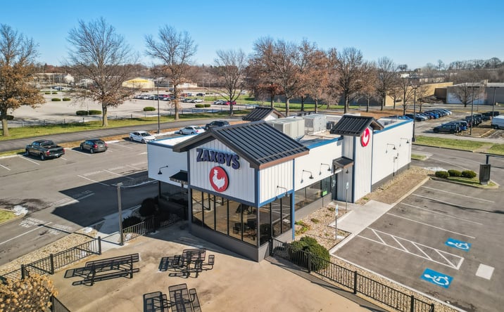 Pictures of Retail property located at 4925 S 4th St, Leavenworth, KS 66048 for sales - image #1