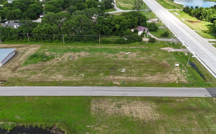 Pictures of Land property located at 3 Phillips Street, Skiatook, OK 74070 for sales - image #1