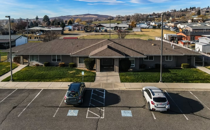 Pictures of Office property located at 1691 Washington Ct, Sunnyside, WA 98944 for sales - image #1
