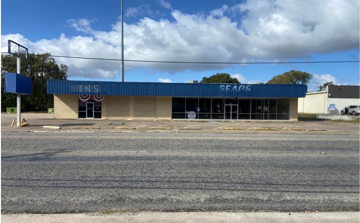 Pictures of Office, Retail property located at 3120 Avenue F, Bay City, TX 77414 for sales - image #1