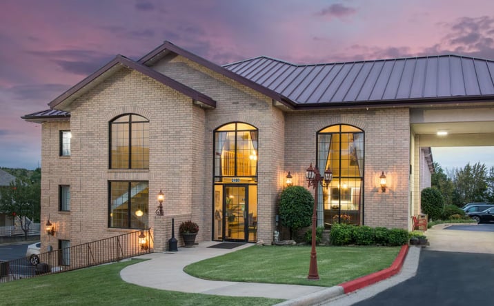 Pictures of Hospitality property located at 2490 Green Mountain Dr, Branson, MO 65616 for sales - image #1