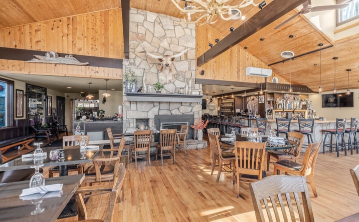 Pictures of Business for Sale, Hospitality property located at 1844 Depot St, Manchester, VT 05255 for sales - image #1
