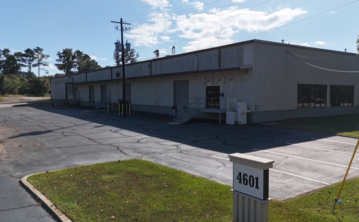 Pictures of Industrial property located at 4601 Lewis Rd, Stone Mountain, GA 30083 for sales - image #1