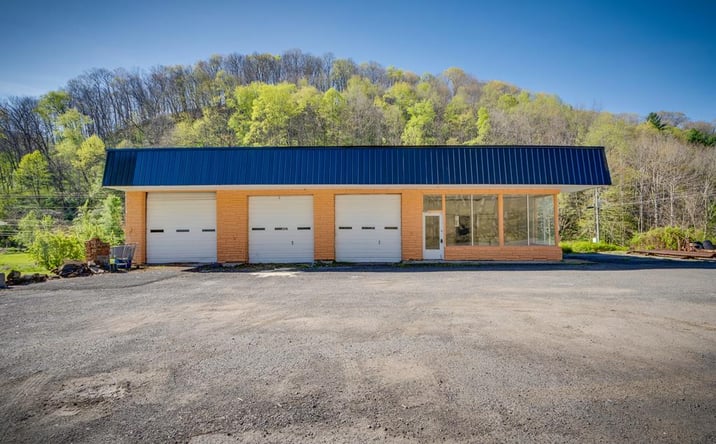 Pictures of Mixed Use property located at 2728 Indian Creek Rd, Cedar Bluff, VA 24609 for sales - image #1