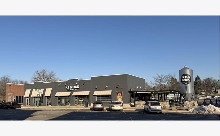 Pictures of Retail property located at 6315 Main St, Woodridge, IL 60517 for sales - image #1
