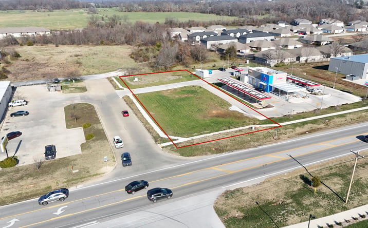 Pictures of Land property located at 5450 N 12th St, Ozark, MO 65721 for sales - image #1