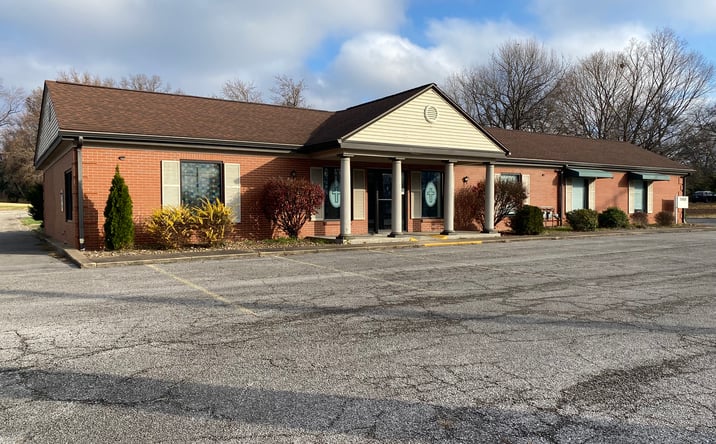 Pictures of Office, Retail property located at 10488 IN-662, Newburgh, IN 47630 for sales - image #1