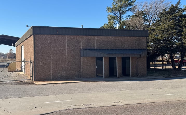 Pictures of Industrial property located at 1709 N Airport Rd, Weatherford, OK 73096 for sales - image #1