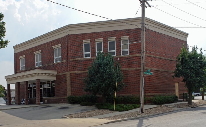 Pictures of Office property located at 4100 Main St, Kansas City, MO 64111 for sales - image #1