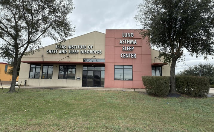 Pictures of Office property located at 14262 Gulf Fwy, Houston, TX 77034 for sales - image #1