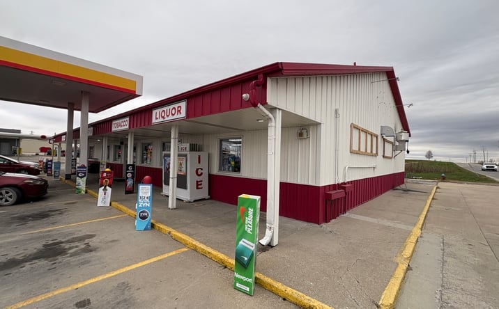 Pictures of Office property located at 3800 Miller St, Bethany, MO 64424 for sales - image #1