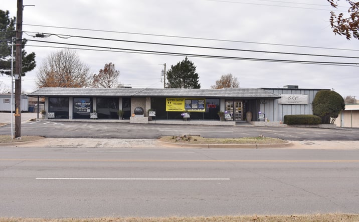 Pictures of Office property located at 4917 N Portland Ave, Oklahoma City, OK 73112 for sales - image #1