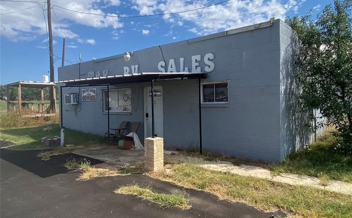 Pictures of Special Purpose property located at 801 W State Hwy 6 Highway, Eldorado, OK 73521 for sales - image #1