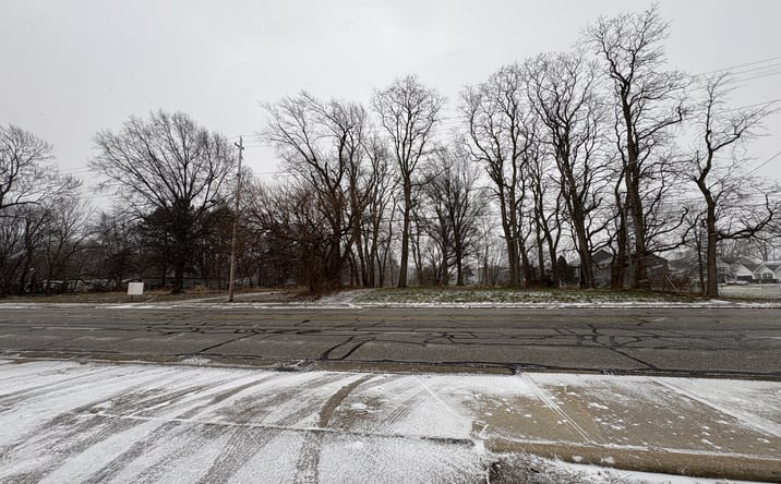 Pictures of Land property located at 7144 Mentor Ave, Willoughby, OH 44094 for sales - image #1