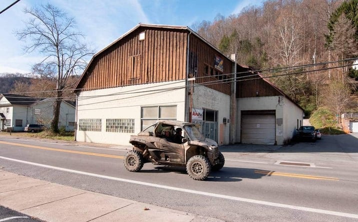Pictures of Retail, Mixed Use property located at 1002 Guyandotte Ave, Mullens, WV 25882 for sales - image #1