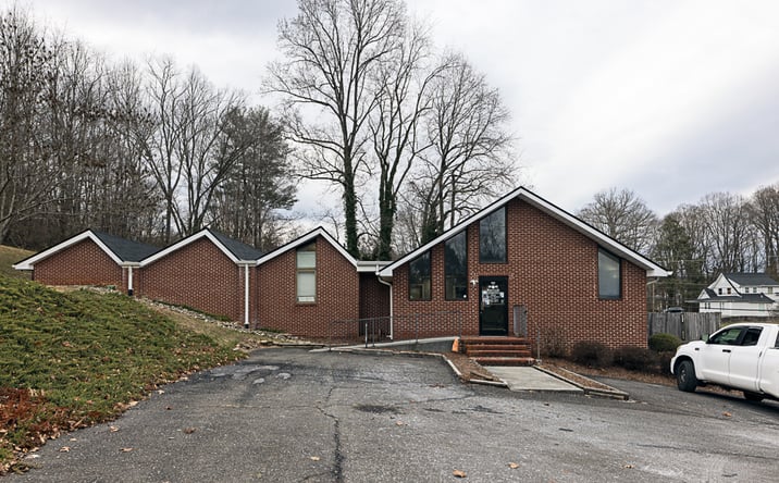 Pictures of Office property located at 553 TN-126, Bristol, TN 37620 for sales - image #1