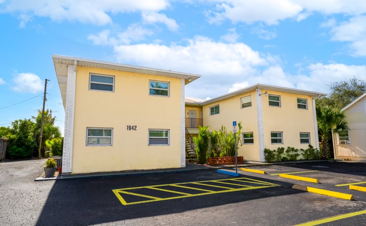 Pictures of Multifamily property located at 1947 Ricardo Ave, Fort Myers, FL 33901, 1940–1942 Passaic Ave, Fort Myers, FL 33901 for sales - image #1