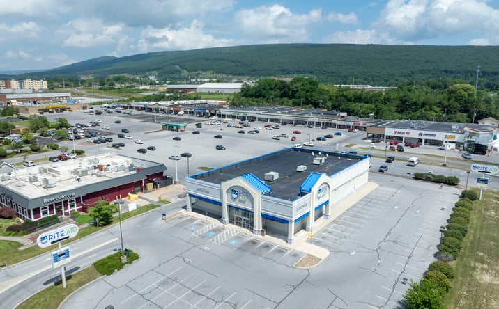 Pictures of Retail property located at 3331 Pleasant Valley Blvd, Altoona, PA 16602 for sales - image #1