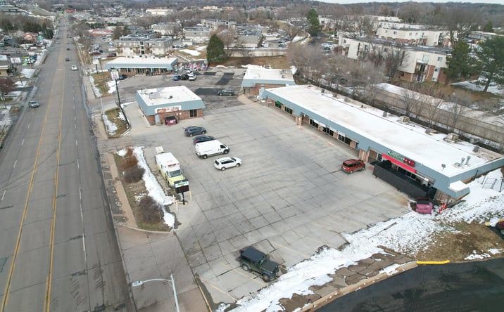 Pictures of Mixed Use, Retail property located at 1501 - 1507 Galvin Rd, Bellevue, NE 68005 for sales - image #1