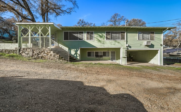 Pictures of Multifamily property located at 14840 Valley, Clearlake, CA 95422 for sales - image #1