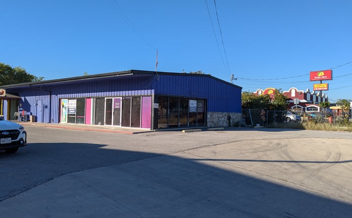 Pictures of Office, Retail property located at 7708 Marbach Rd, San Antonio, TX 78227 for sales - image #1