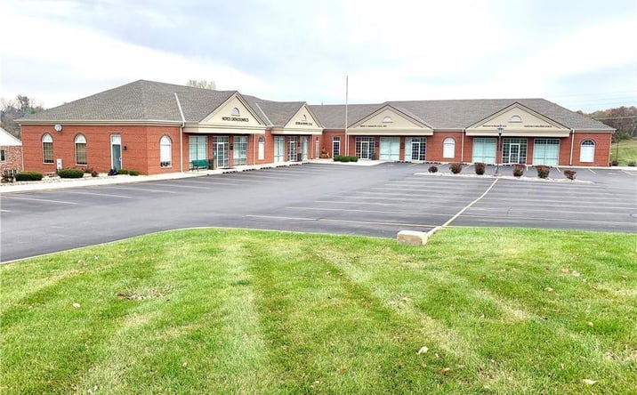 Pictures of Office property located at 3904 Beck Rd, Saint Joseph, MO 64506 for sales - image #1
