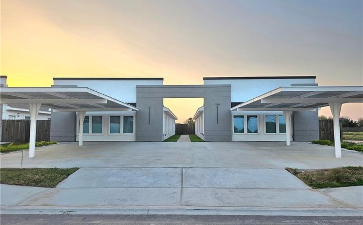 Pictures of Multifamily property located at 1305 N Aryana Avenue, Edinburg, TX 78542 for sales - image #1