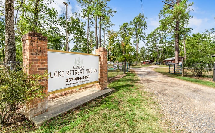 Pictures of Hospitality, Multifamily property located at 430 Milton Reid Rd, DeRidder, LA 70634 for sales - image #1