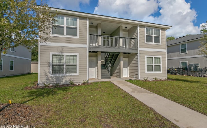 Pictures of Multifamily property located at 1510 YELFORD Circle, Jacksonville, FL 32218 for sales - image #1