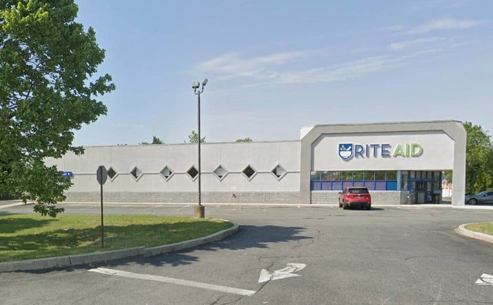Pictures of Retail property located at 1580 S Dupont Hwy, Dover, DE 19901 for sales - image #1