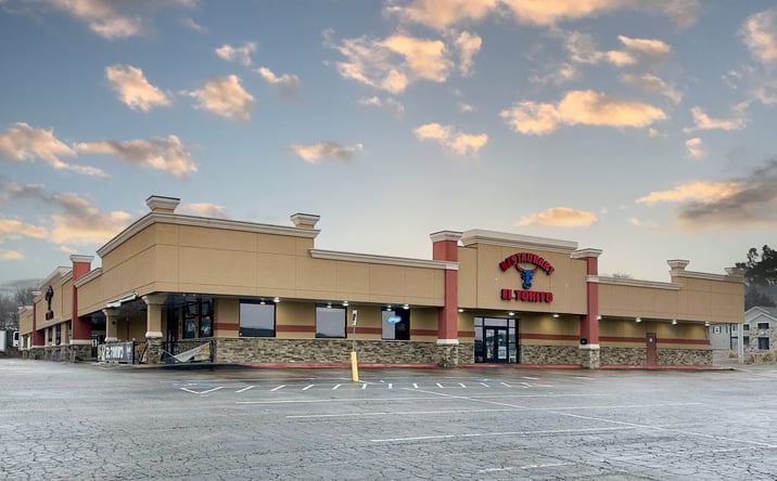 Pictures of Retail, Land property located at 3000 NW Topeka Blvd, Topeka, KS 66617 for sales - image #1